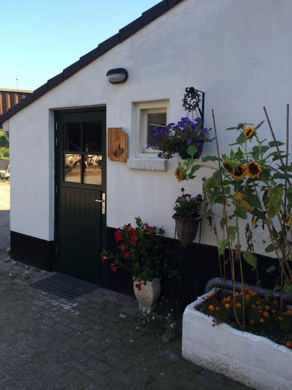 B&B De Laarhoeve Waalre Bagian luar foto